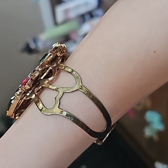 Cuff bracelet - Picture 4 of 4